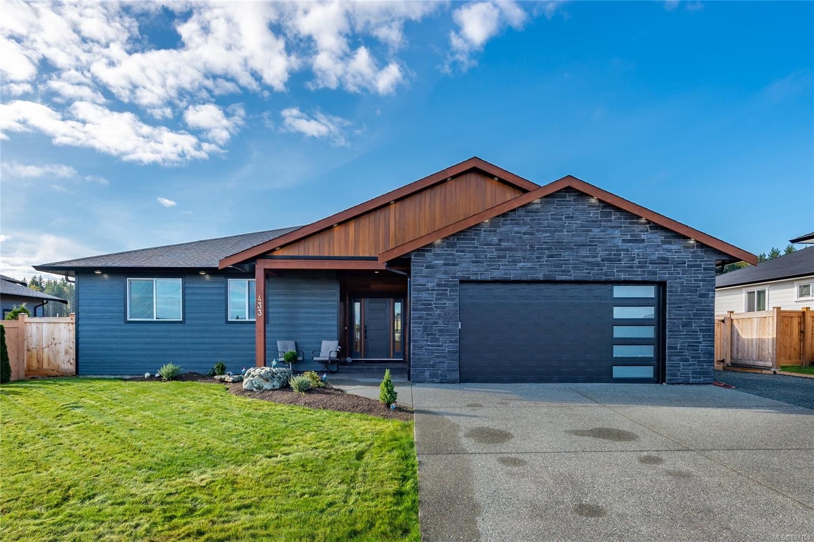 I have sold a property at 433 Arizona Dr in Campbell River
